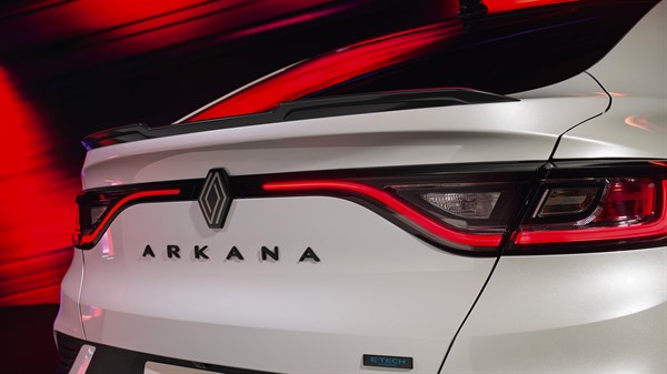Renault Arkana E-Tech full hybrid 