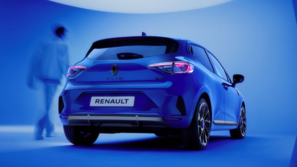Renault Clio E-Tech full hybrid - užpakaliniai žibintai FULL LED 