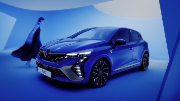 Renault Clio full hybrid E-Tech