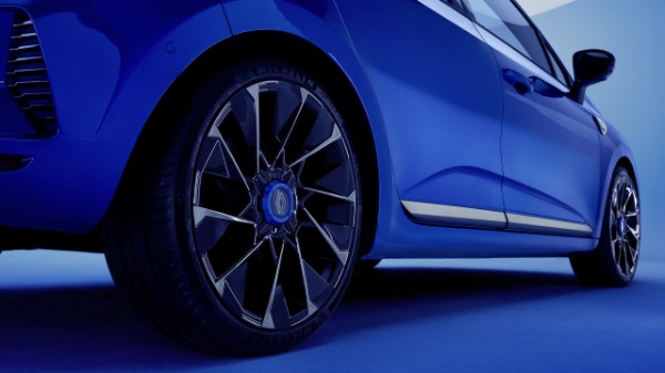 Renault Clio full hybrid E-Tech