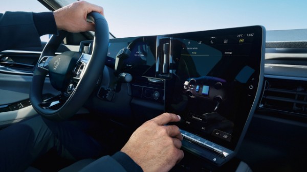 Renault Espace full hybrid E-Tech