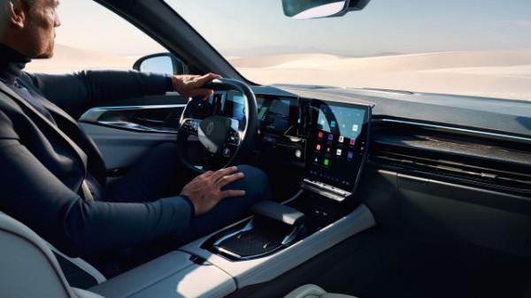 Renault Espace full hybrid E-Tech