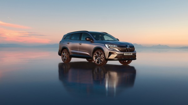 Renault Espace full hybrid E-Tech