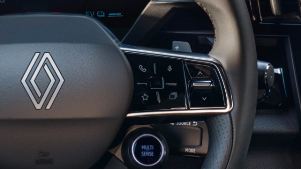 Renault Espace full hybrid E-Tech