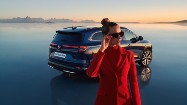 Renault Espace full hybrid E-Tech