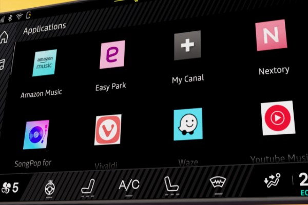 50 apps - Renault 5 E-Tech electric