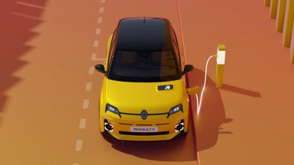 Charging AC - Renault 5 100% electric