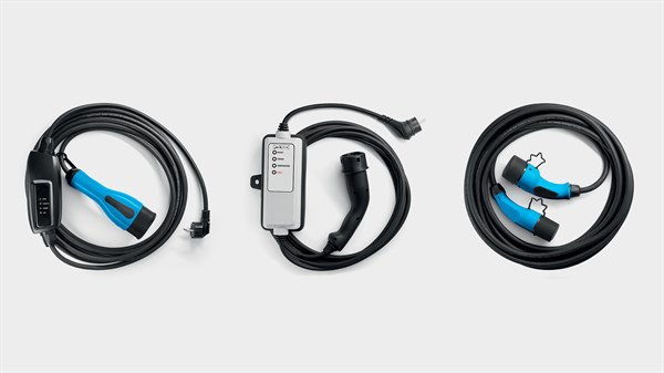 charging cables - Renault Scenic E-tech 100% electric