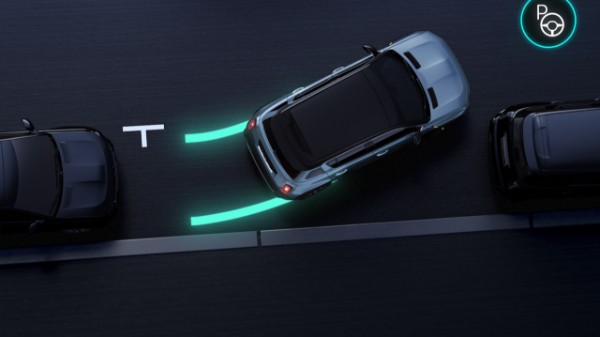 hand free parking - Renault 4 E-Tech electric