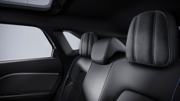 Renault Symbioz full hybrid E-Tech - enhanced comfort rear headrest cushion