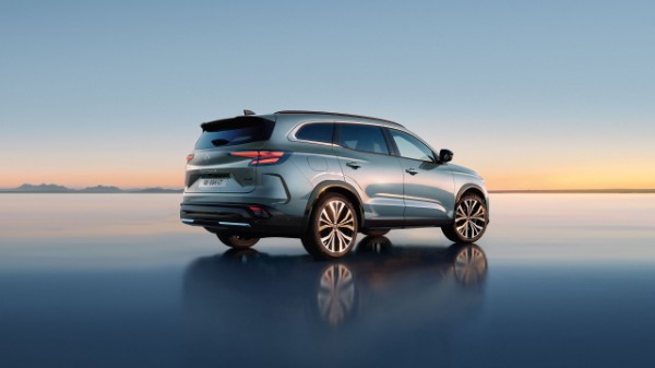 Long-term leasing - financing options and services - Renault Espace E-Tech full hybrid