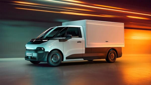 Renault Goelette E‑Tech electric