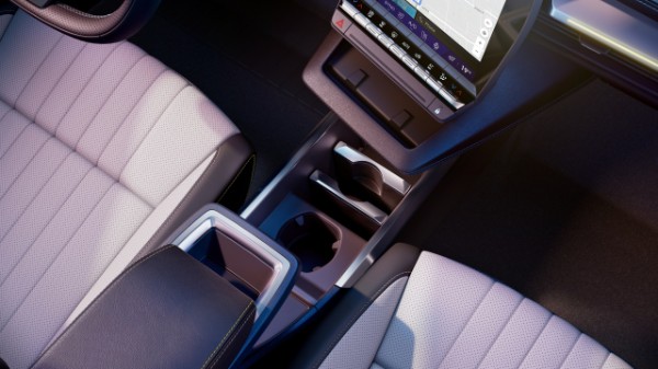 Onboard storage - Renault Scenic E-Tech electric