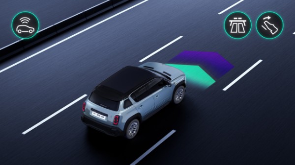 hill start assist - Renault 4 E-Tech electric